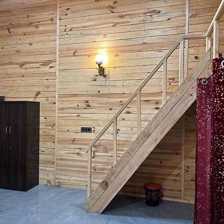 Cabana Riverside Resort - Kainchi Dham ナイニタール エクステリア 写真