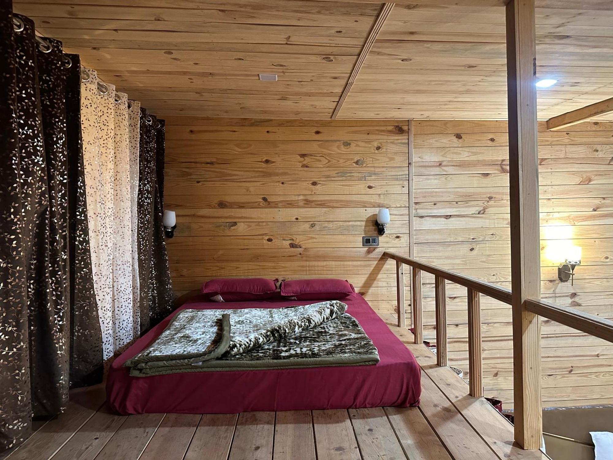 Cabana Riverside Resort - Kainchi Dham ナイニタール エクステリア 写真